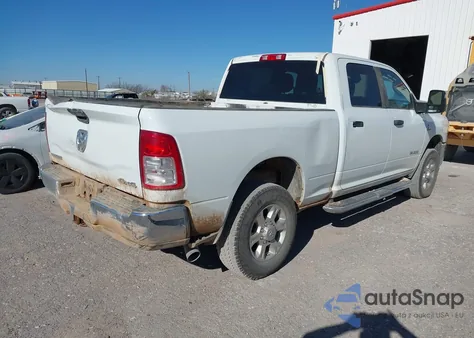 2024 Ram 2500 Big Horn 4X4 6'4 Box z USA, uszkodzony, nr VIN 3C6UR5DL2RG338525